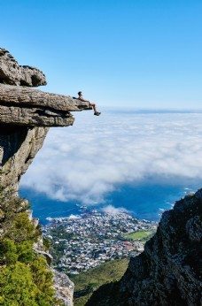 高山悬崖峭壁